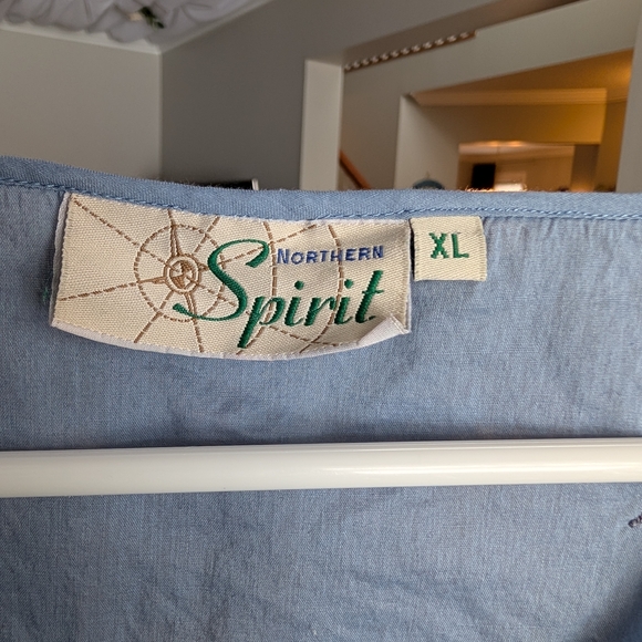 Blue Embroidered Women's Top - Picture 2 of 4